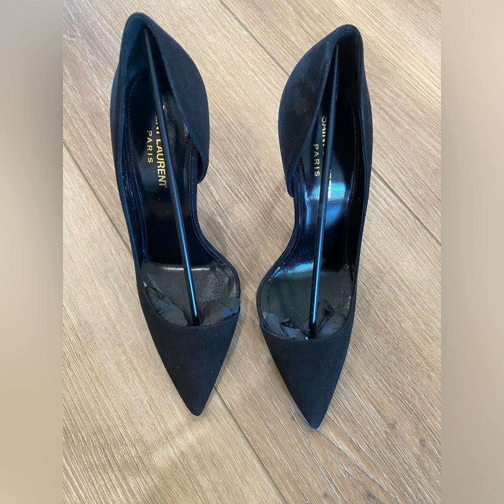 SAINT LAURENT BLACK PUMPS